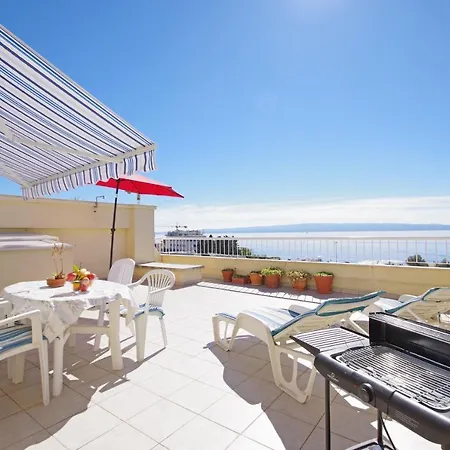 By The Sea - 7589 Split