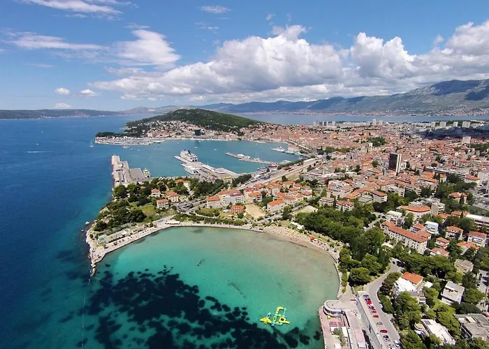 Apartment Apartments By The Sea Split - 7589 *